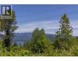 88 Fell Avenue, Burnaby, BC V5B3Y2 Photo 11