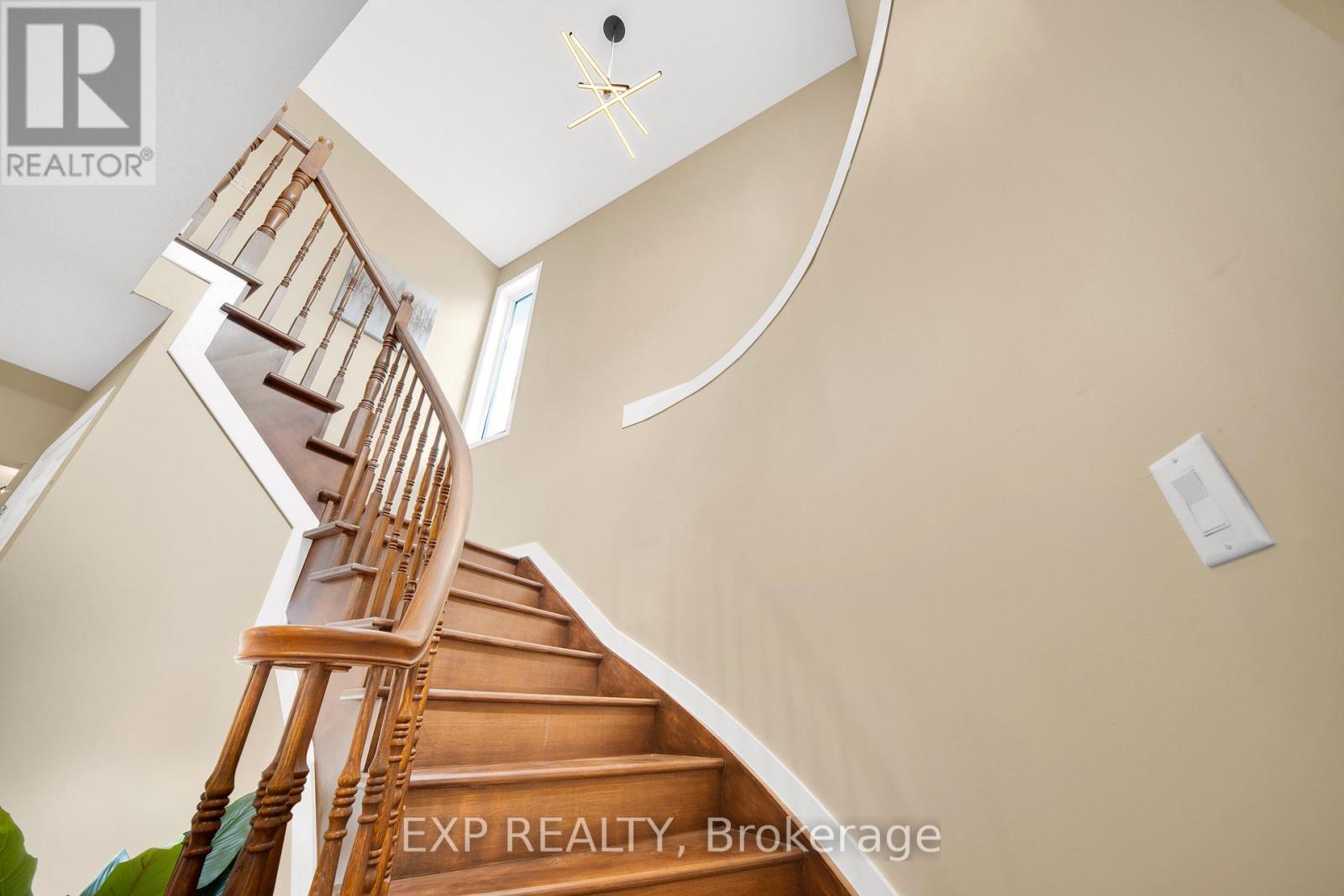 43 TRUMP AVENUE - 14