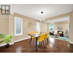 43 TRUMP AVENUE — photo 4