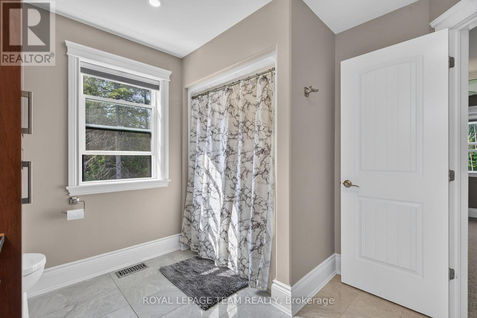 74 SMITH ROAD - Image 36