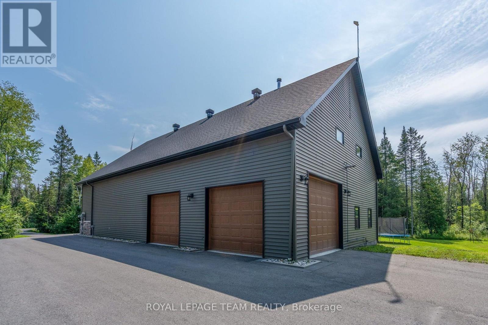 74 SMITH ROAD - Image 43