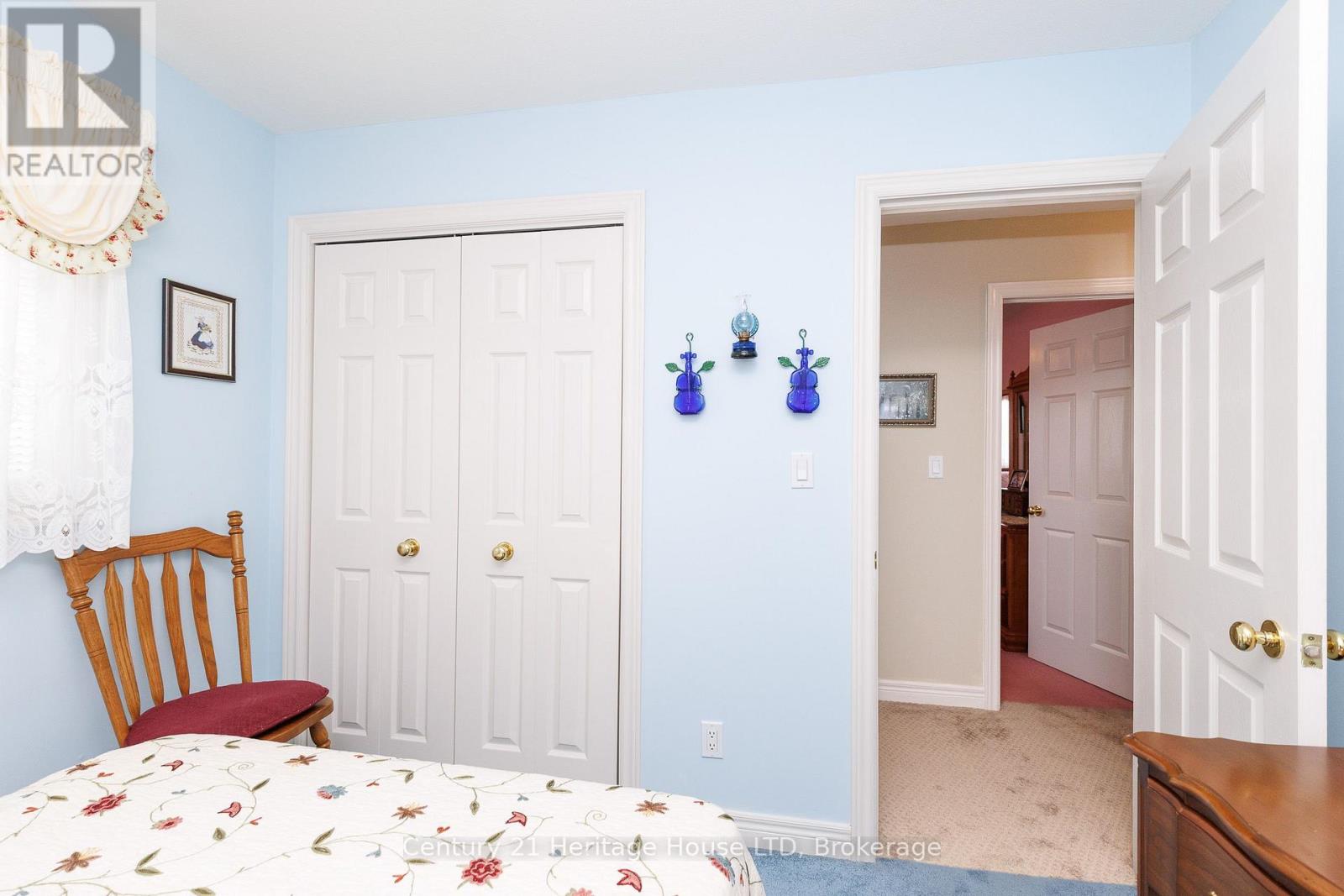 121 ROCHELLE CRESCENT - Image 21
