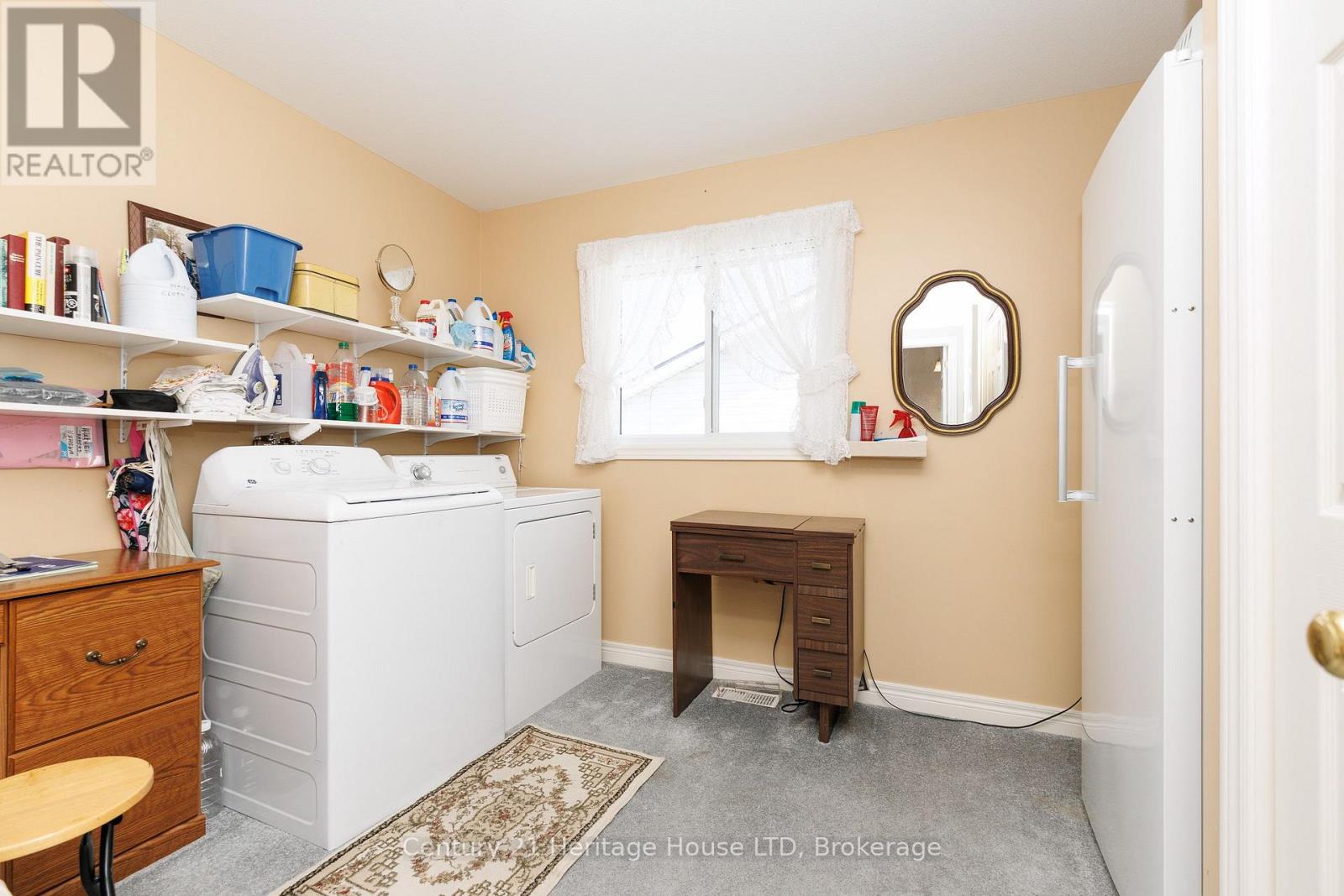 121 ROCHELLE CRESCENT - Image 24