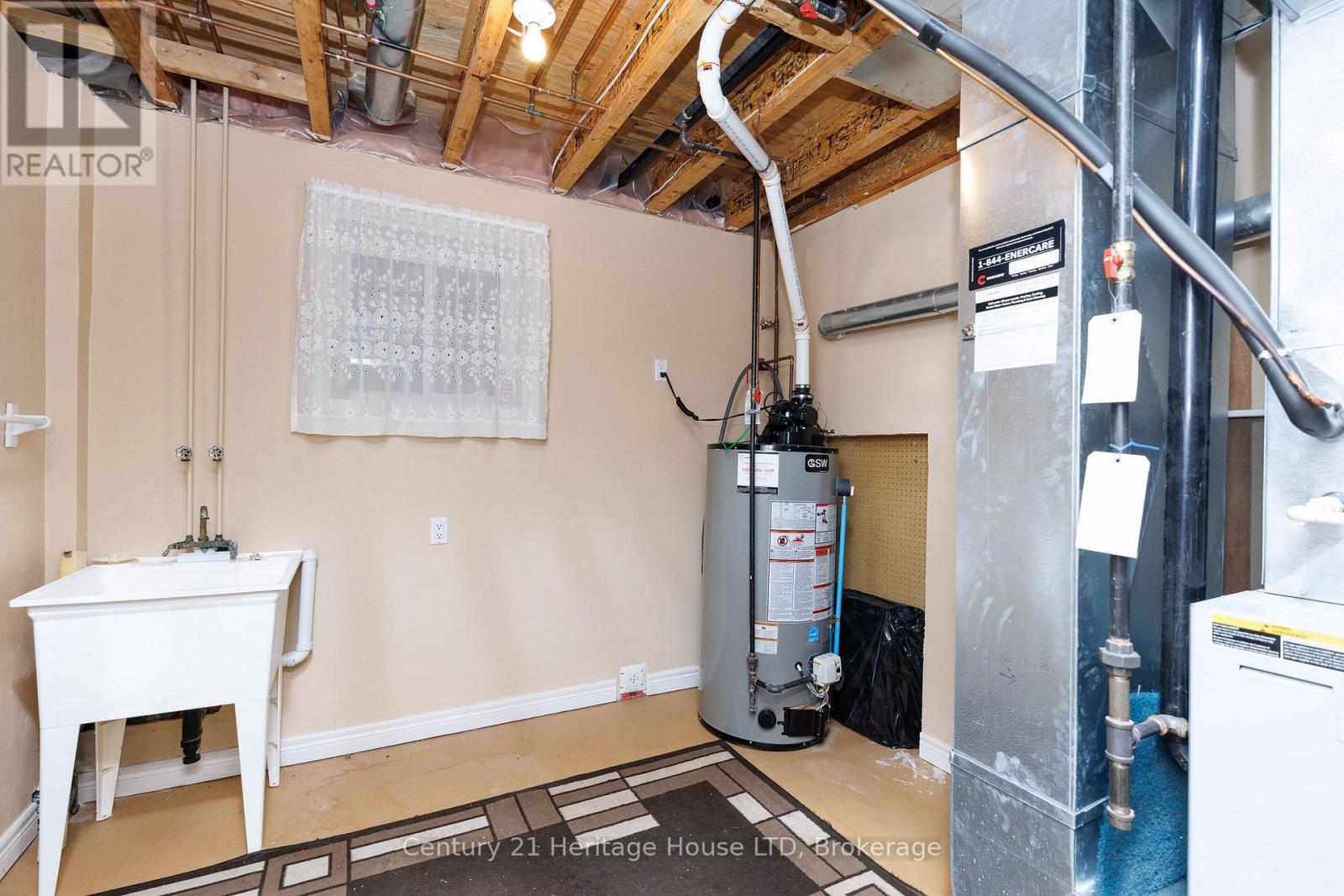 121 ROCHELLE CRESCENT - Image 35