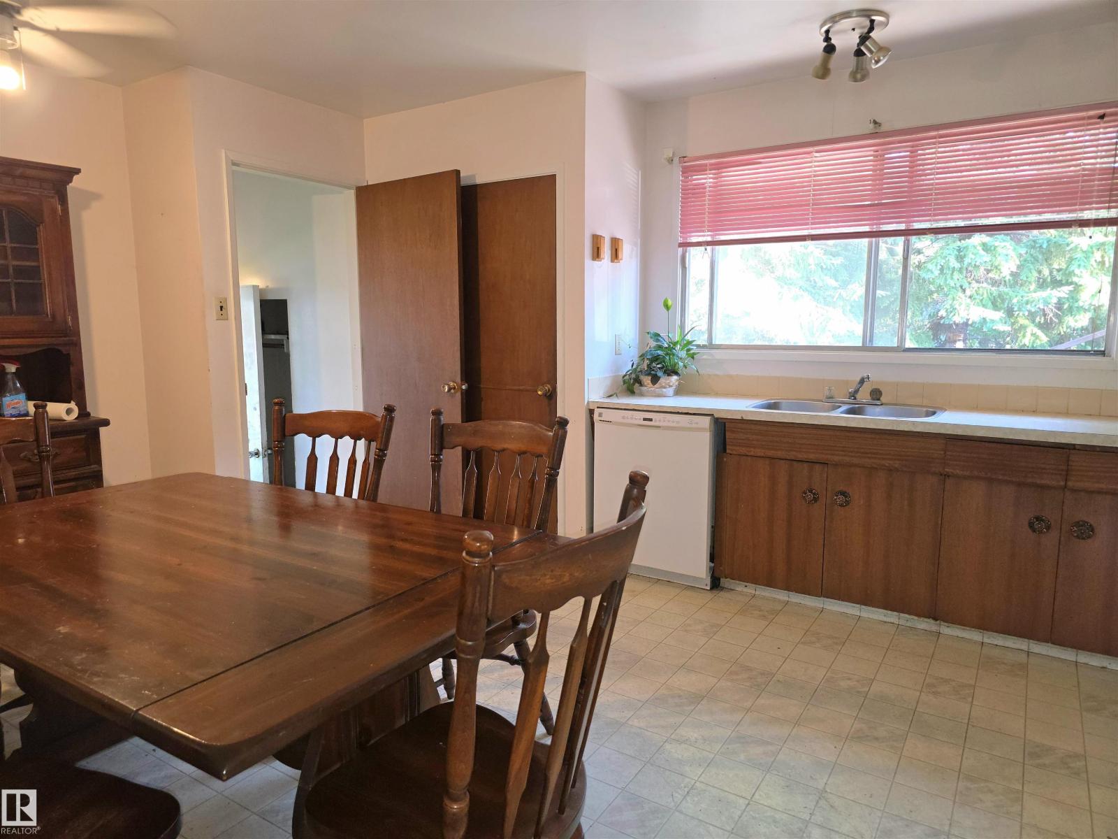53 RAVEN DR - Image 12