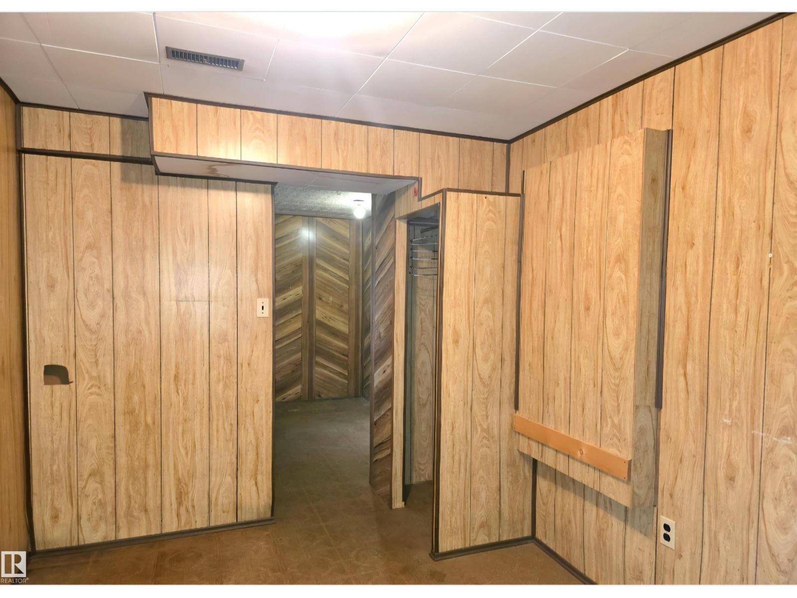 53 RAVEN DR - Image 39
