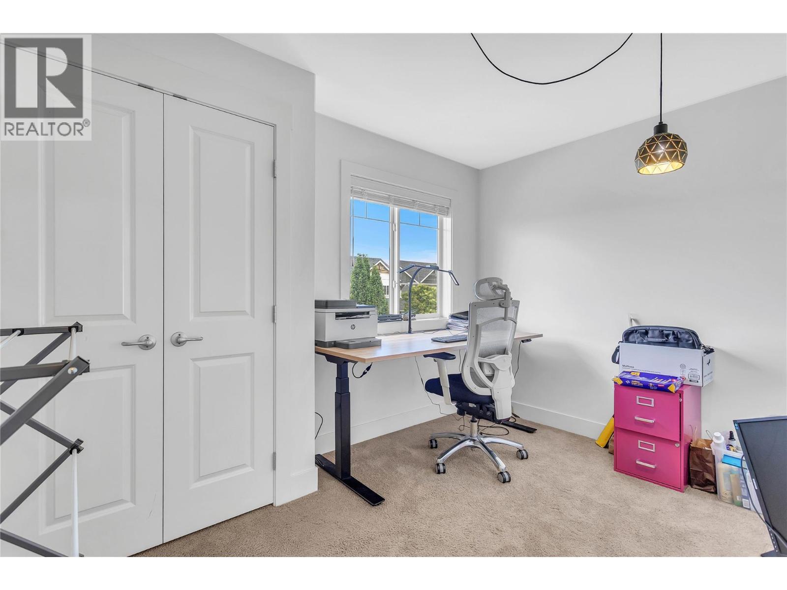  1279 Bergamot Avenue, Kelowna