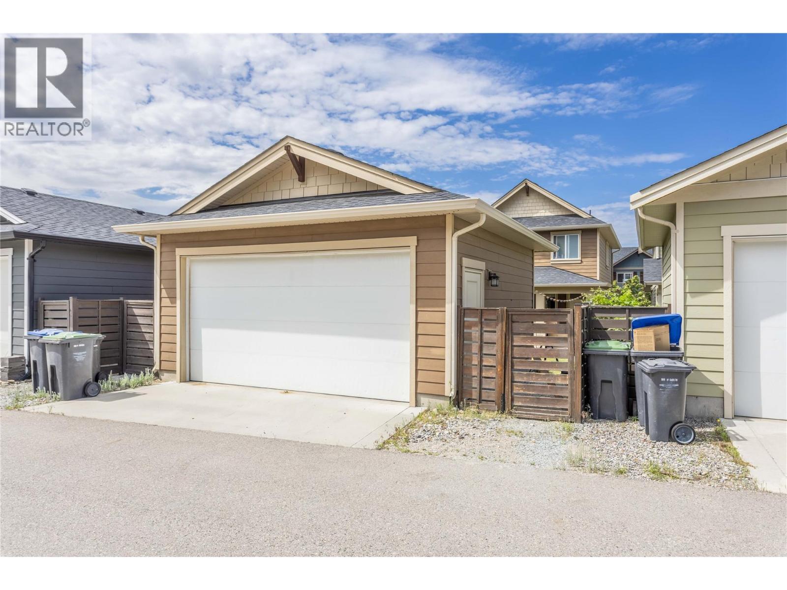  1279 Bergamot Avenue, Kelowna
