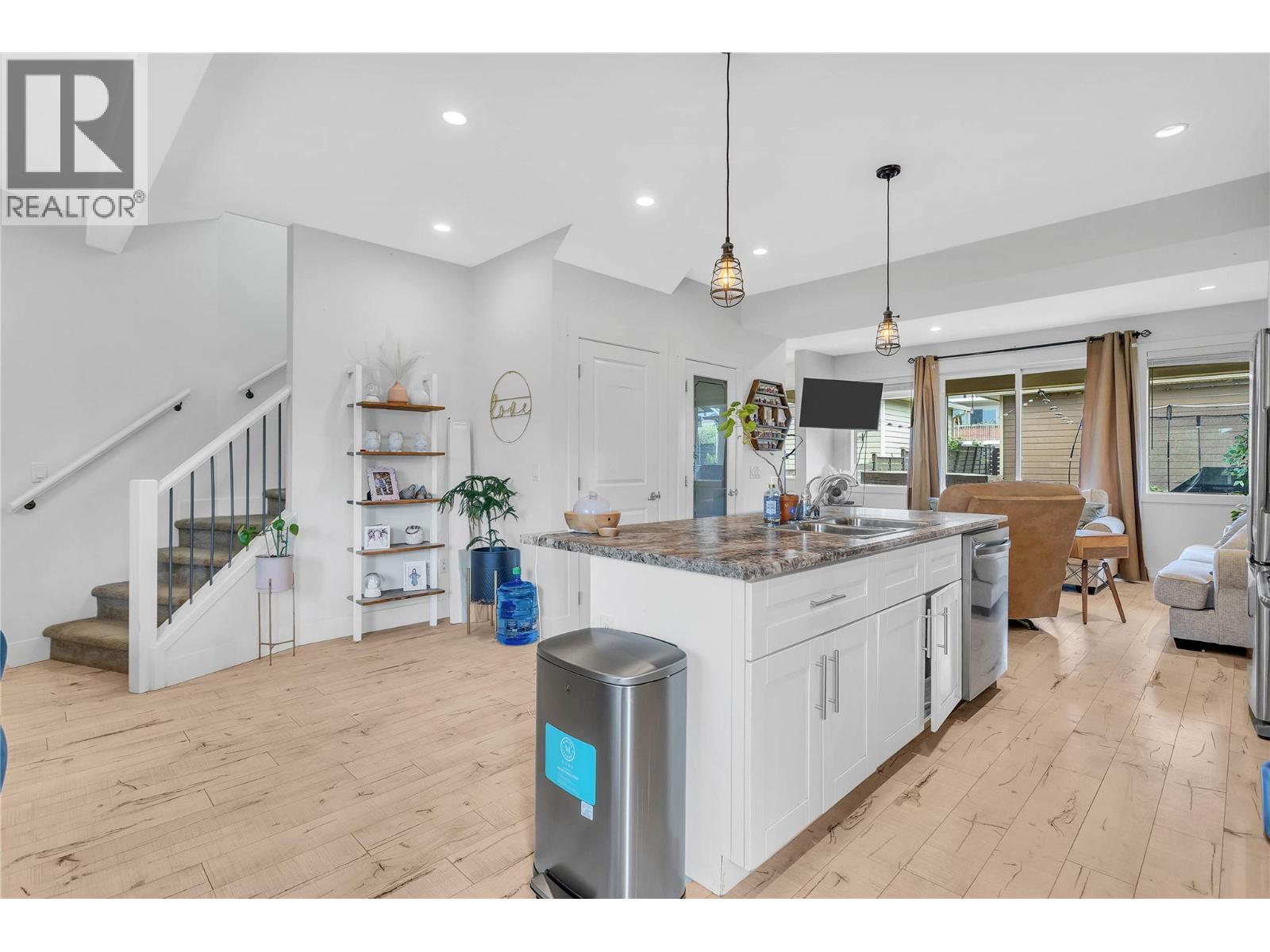  1279 Bergamot Avenue, Kelowna