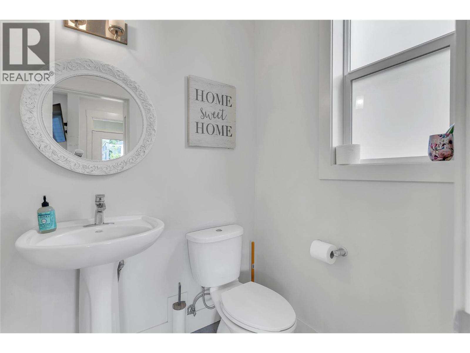  1279 Bergamot Avenue, Kelowna