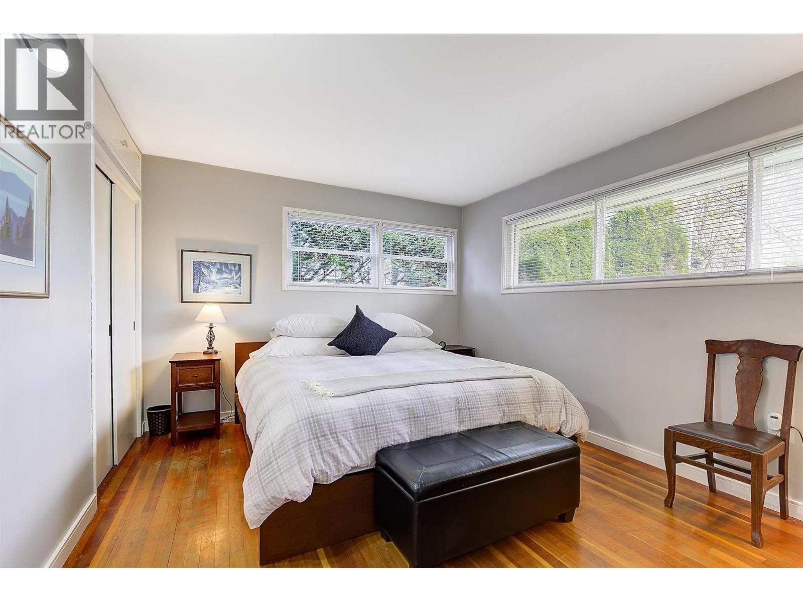 1040 Laurier Avenue - 18