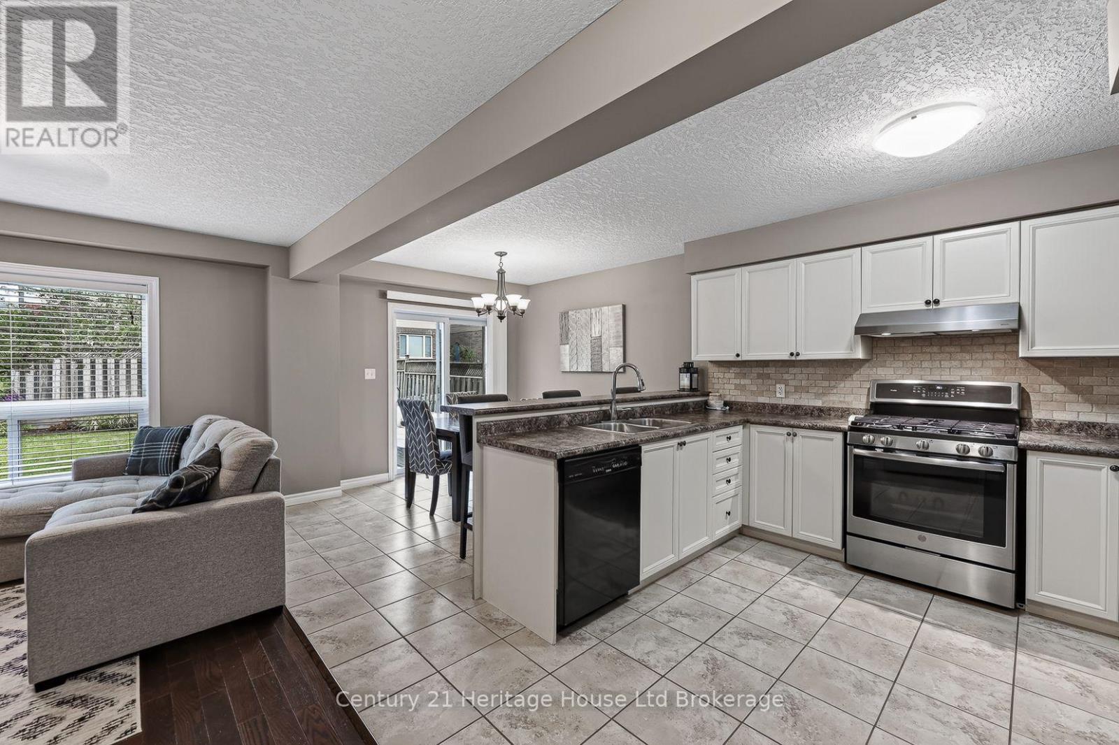 1019 MARQUETTE DRIVE - 7