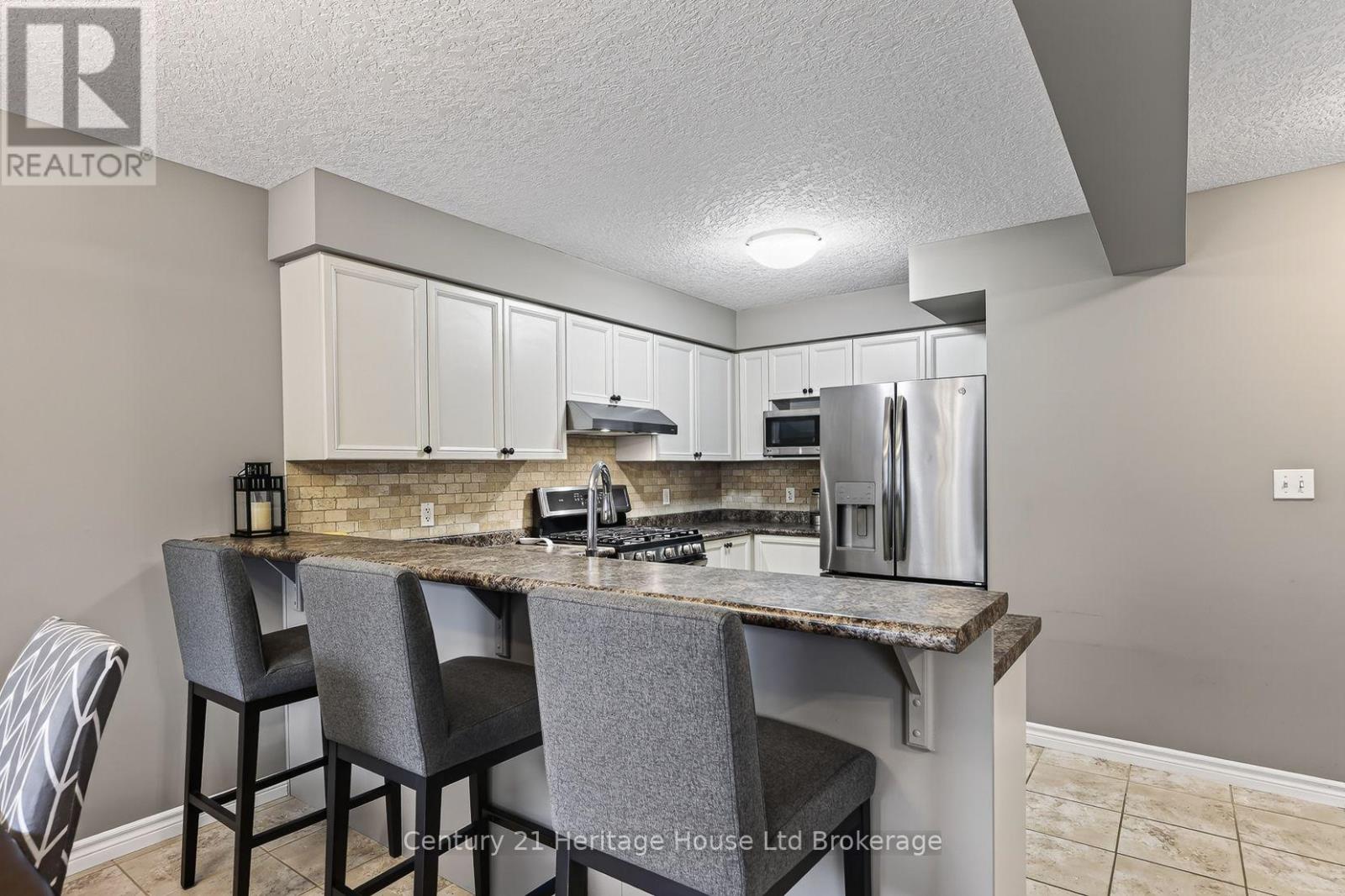 1019 MARQUETTE DRIVE - 8