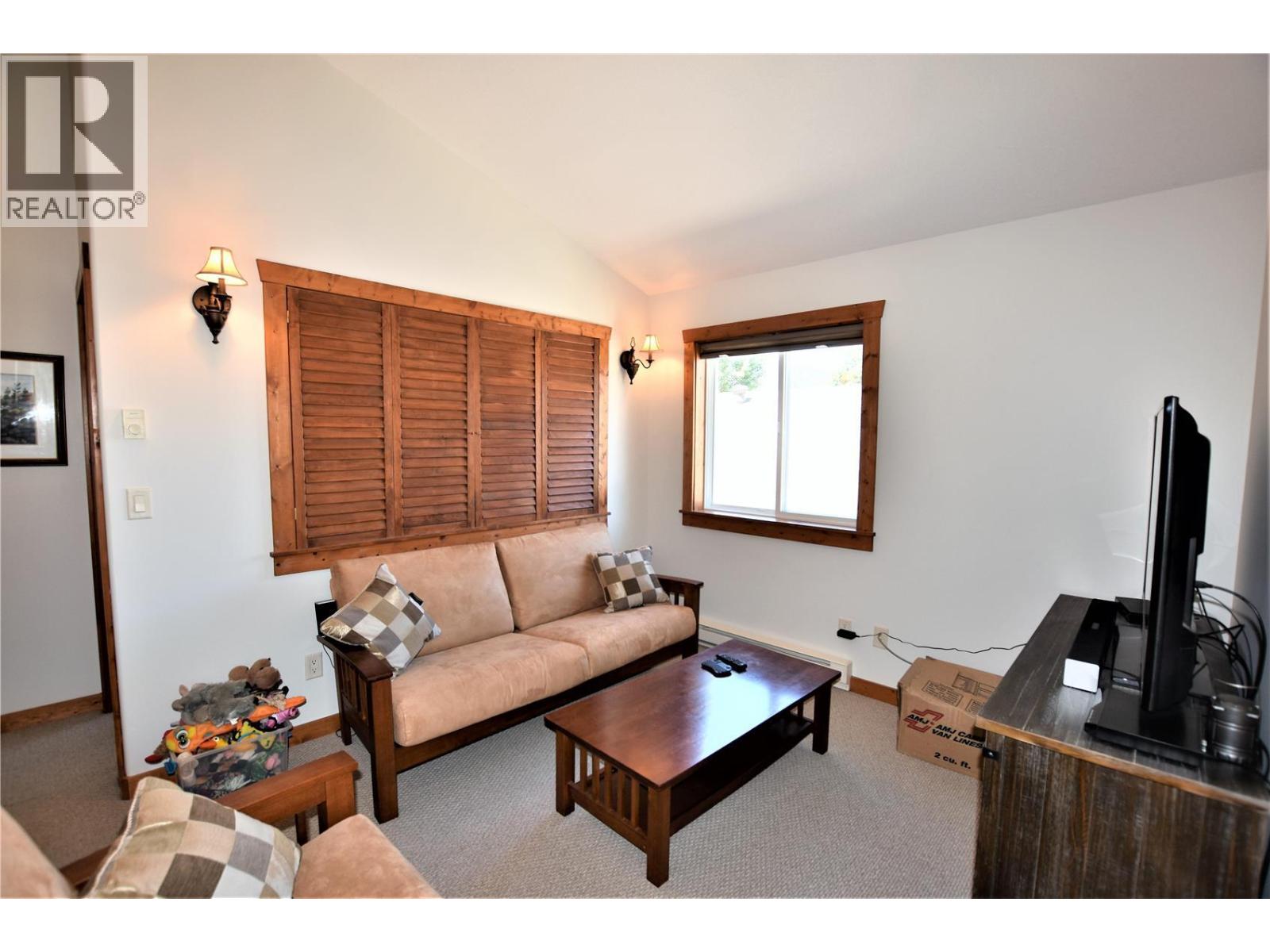 121 Deer Street - 38