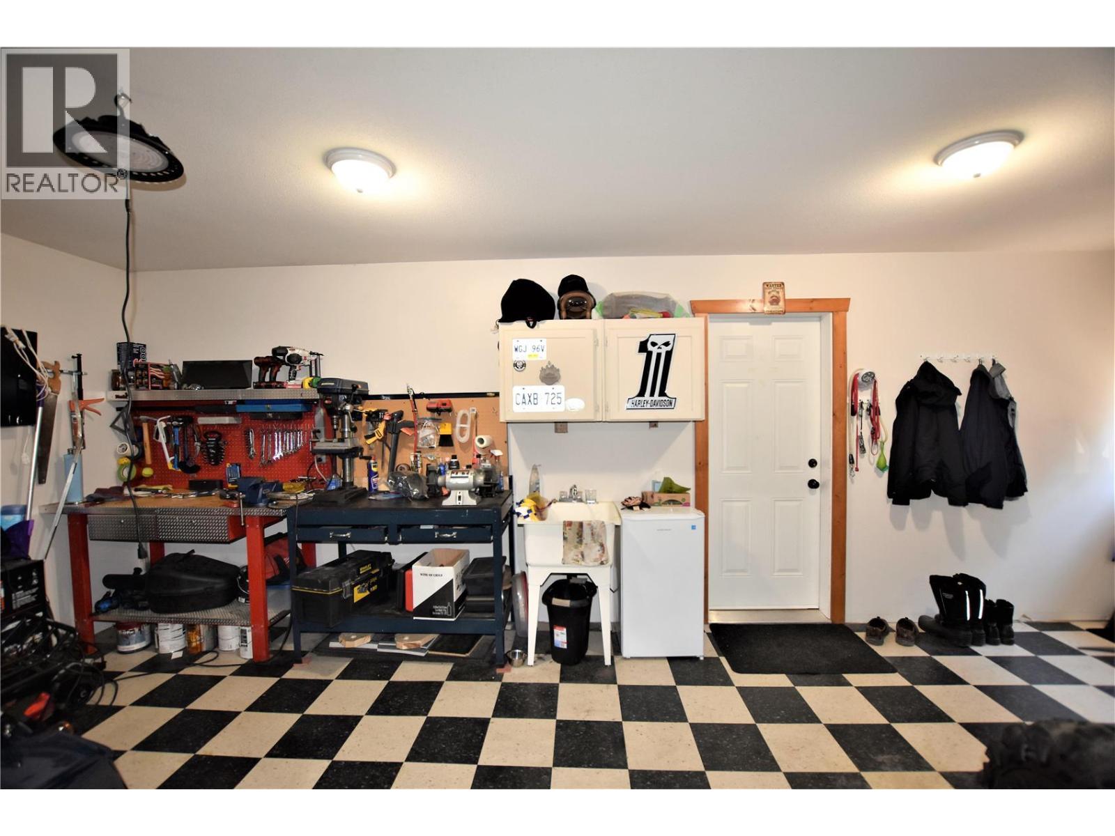 121 Deer Street - 41