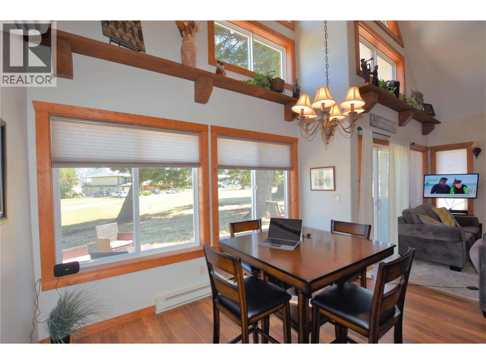 121 Deer Street - 18