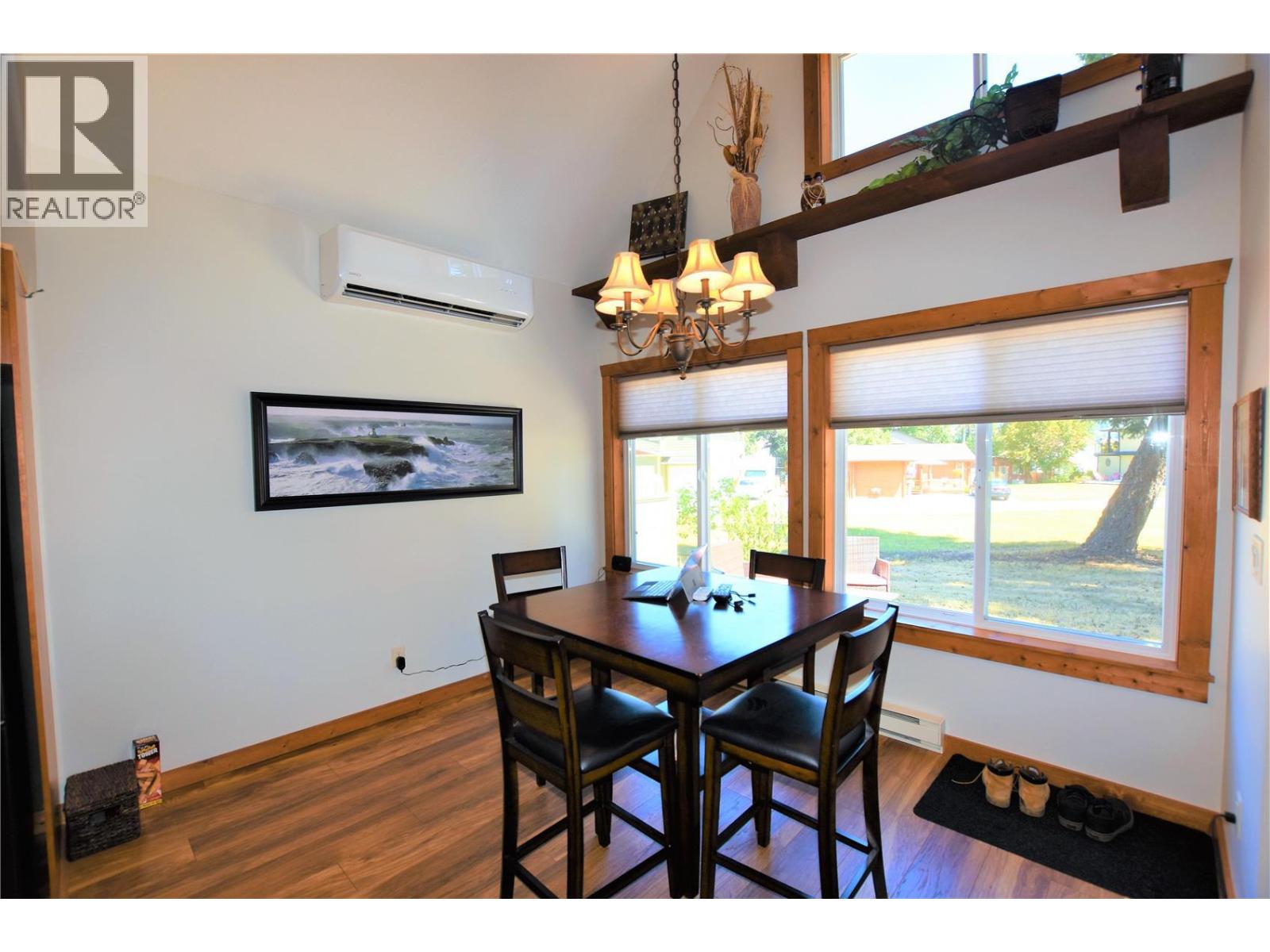 121 Deer Street - 17