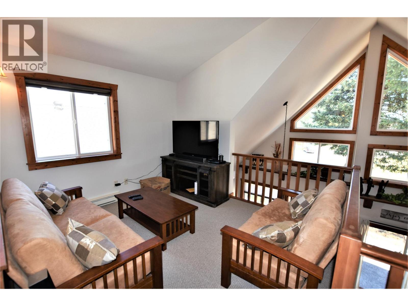 121 Deer Street - 34