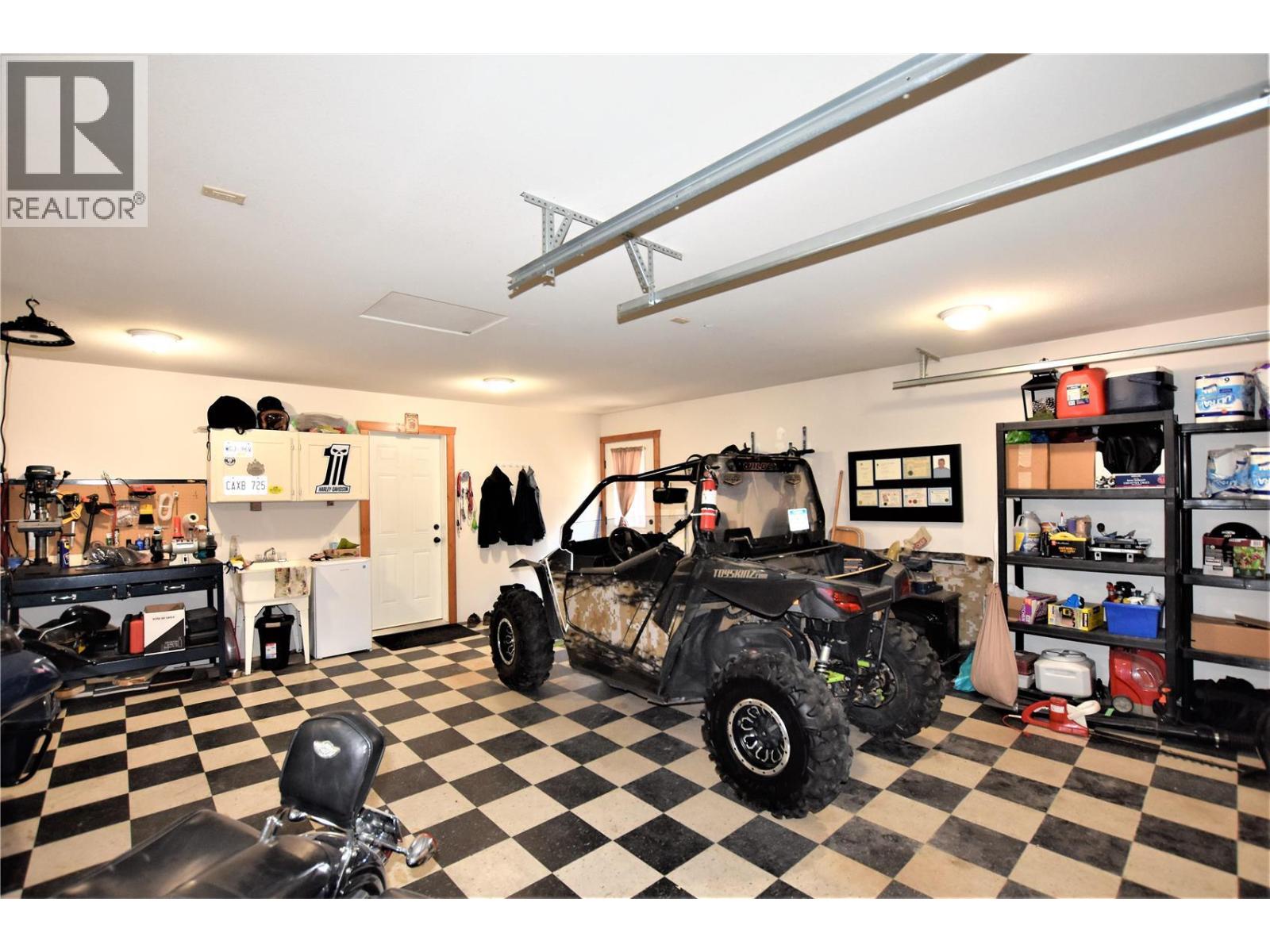 121 Deer Street - 40