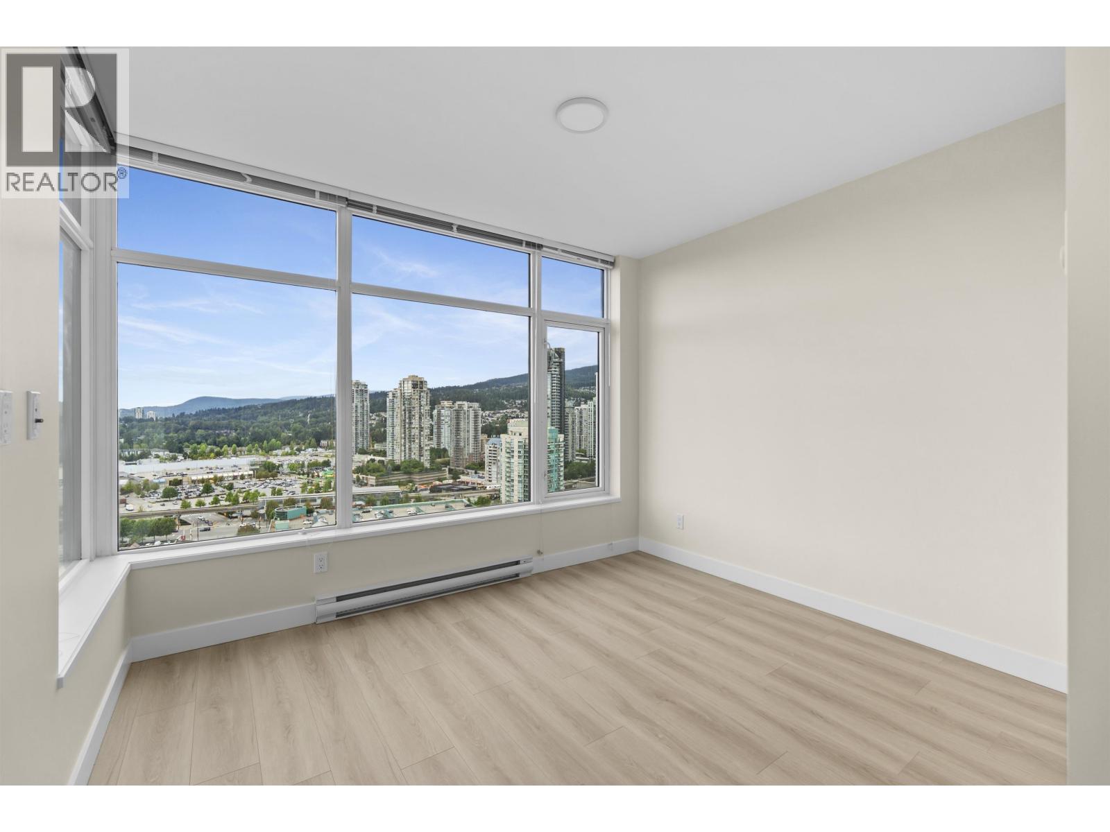 3 Bed, 2 Bath House for Sale in Coquitlam – 2906 3080 LINCOLN AVENUE, Coquitlam – MLS# R3150456 - Image 13