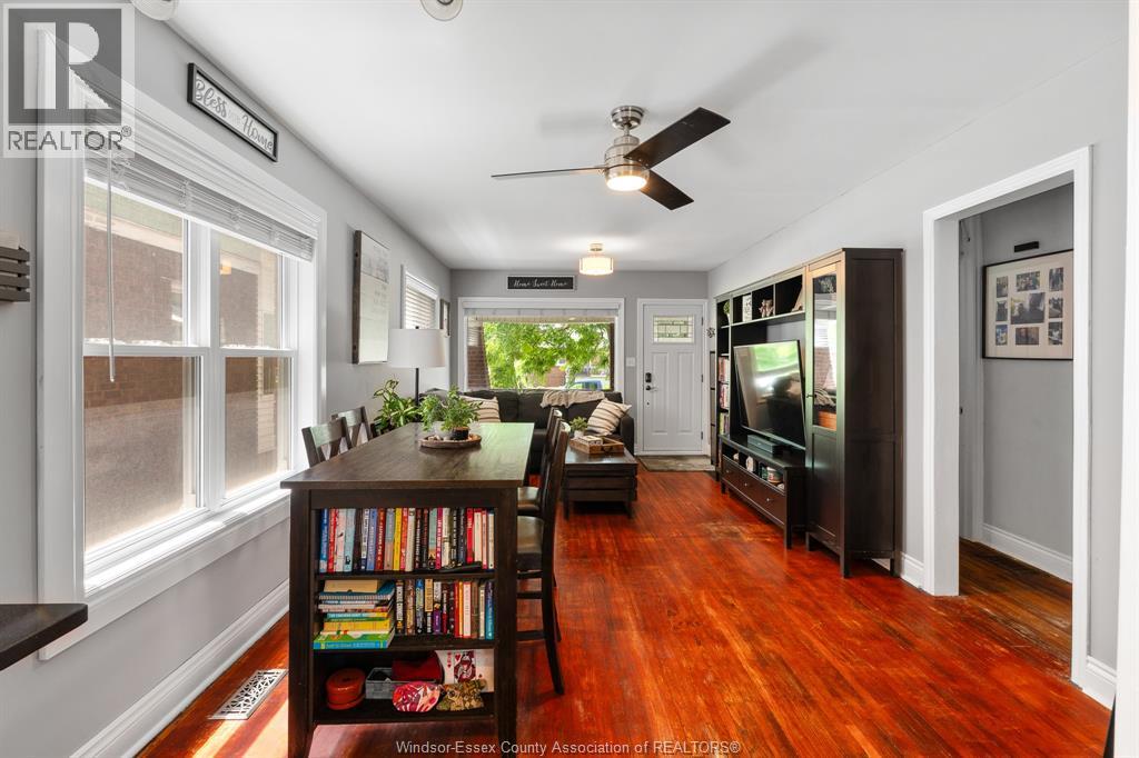 2322 LILLIAN AVENUE - 13