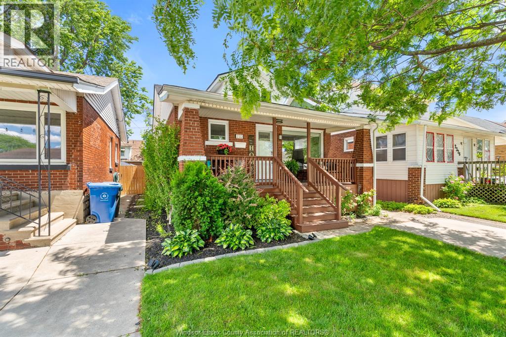 2322 LILLIAN AVENUE - 2