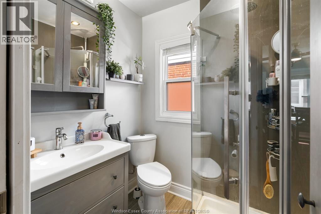 2322 LILLIAN AVENUE - 20