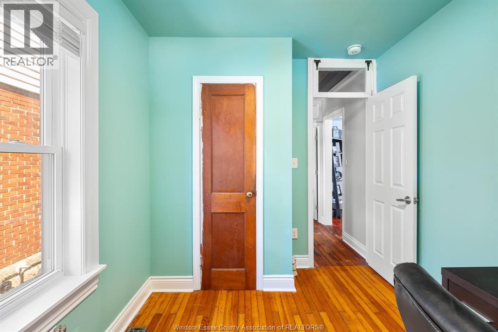 2322 LILLIAN AVENUE - 25