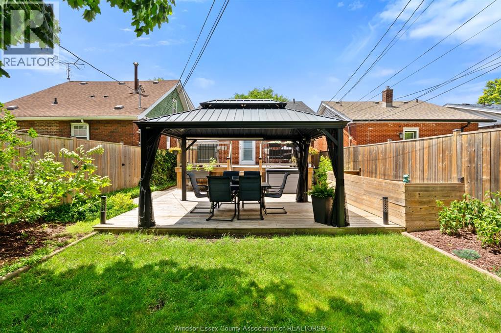 2322 LILLIAN AVENUE - 41