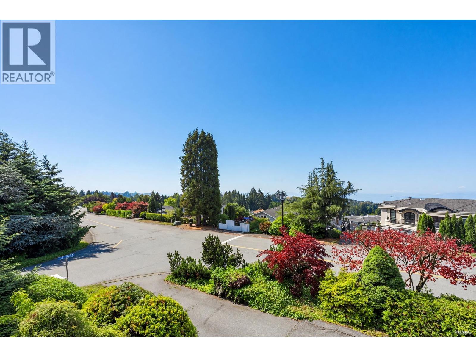 1403 CHIPPENDALE ROAD, West Vancouver