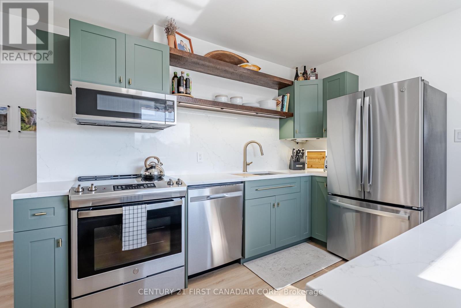 36 EDGEWOOD DRIVE — photo 3