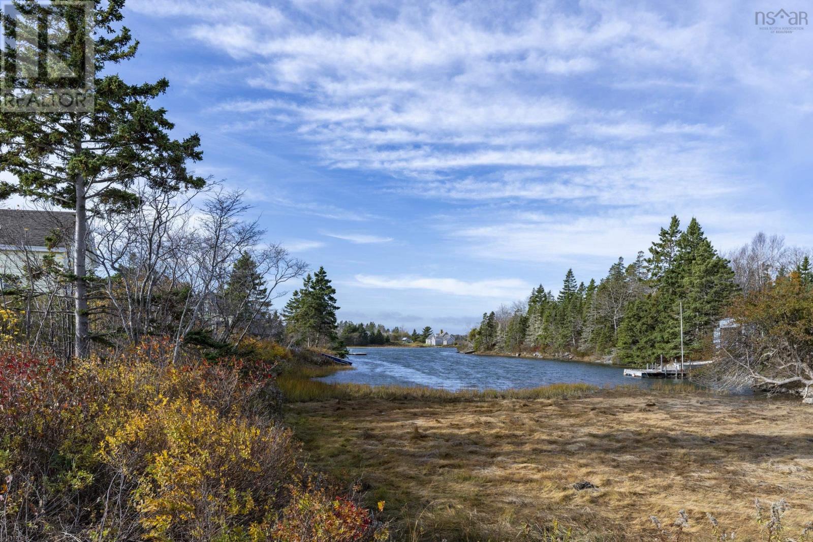 501 Stonehurst Road - 24