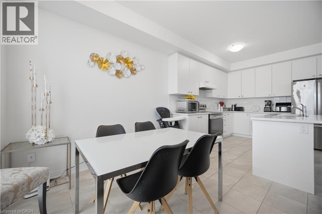 240 VELVET Way - 22