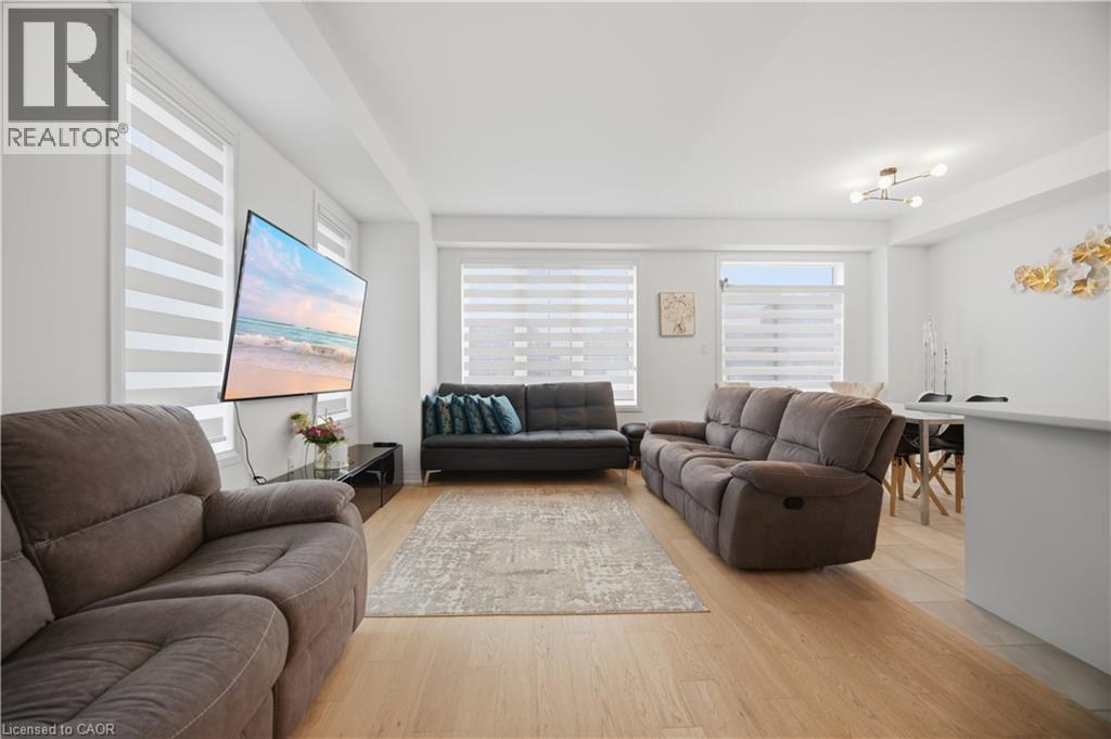 240 VELVET Way - 25