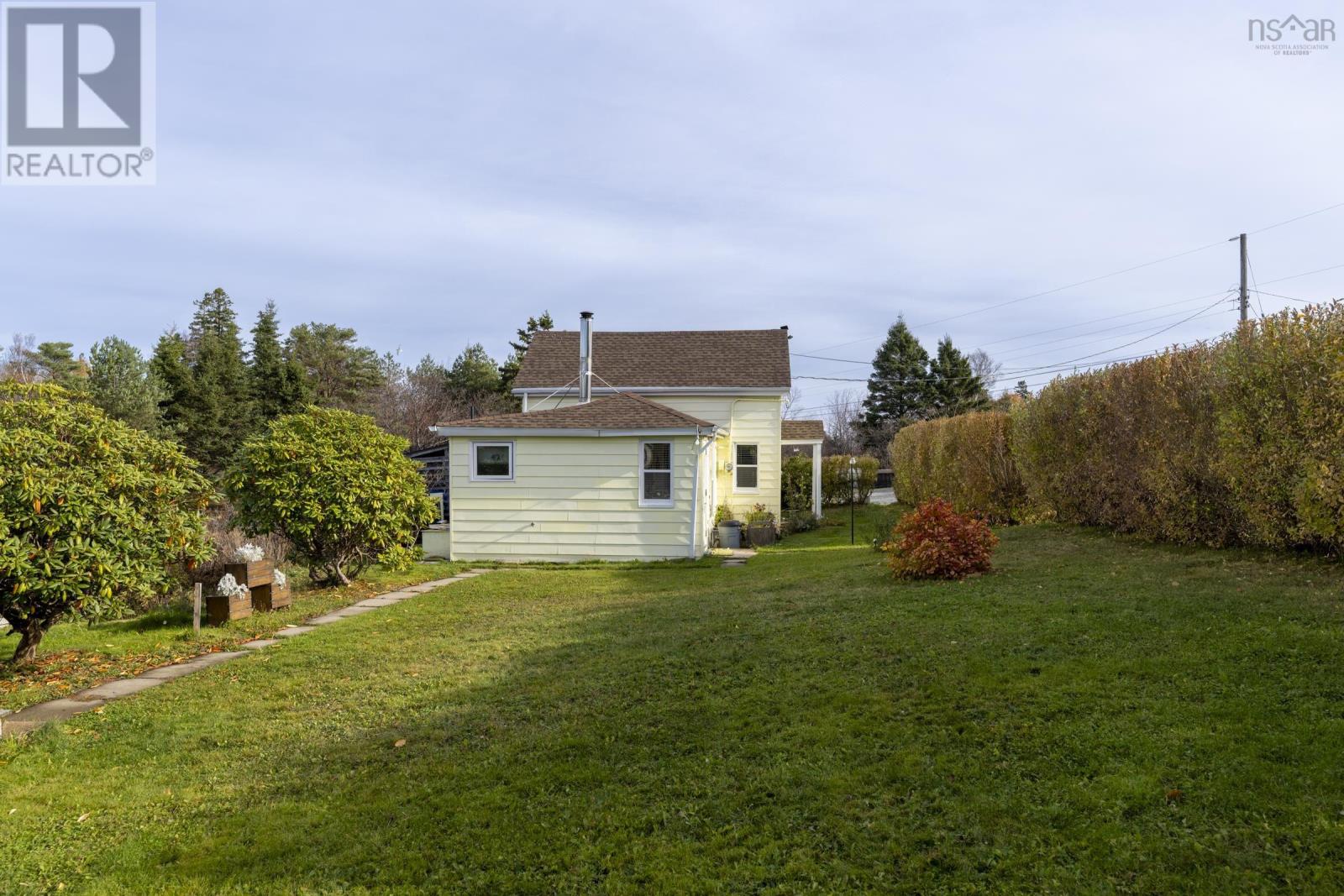 501 Stonehurst Road - 3