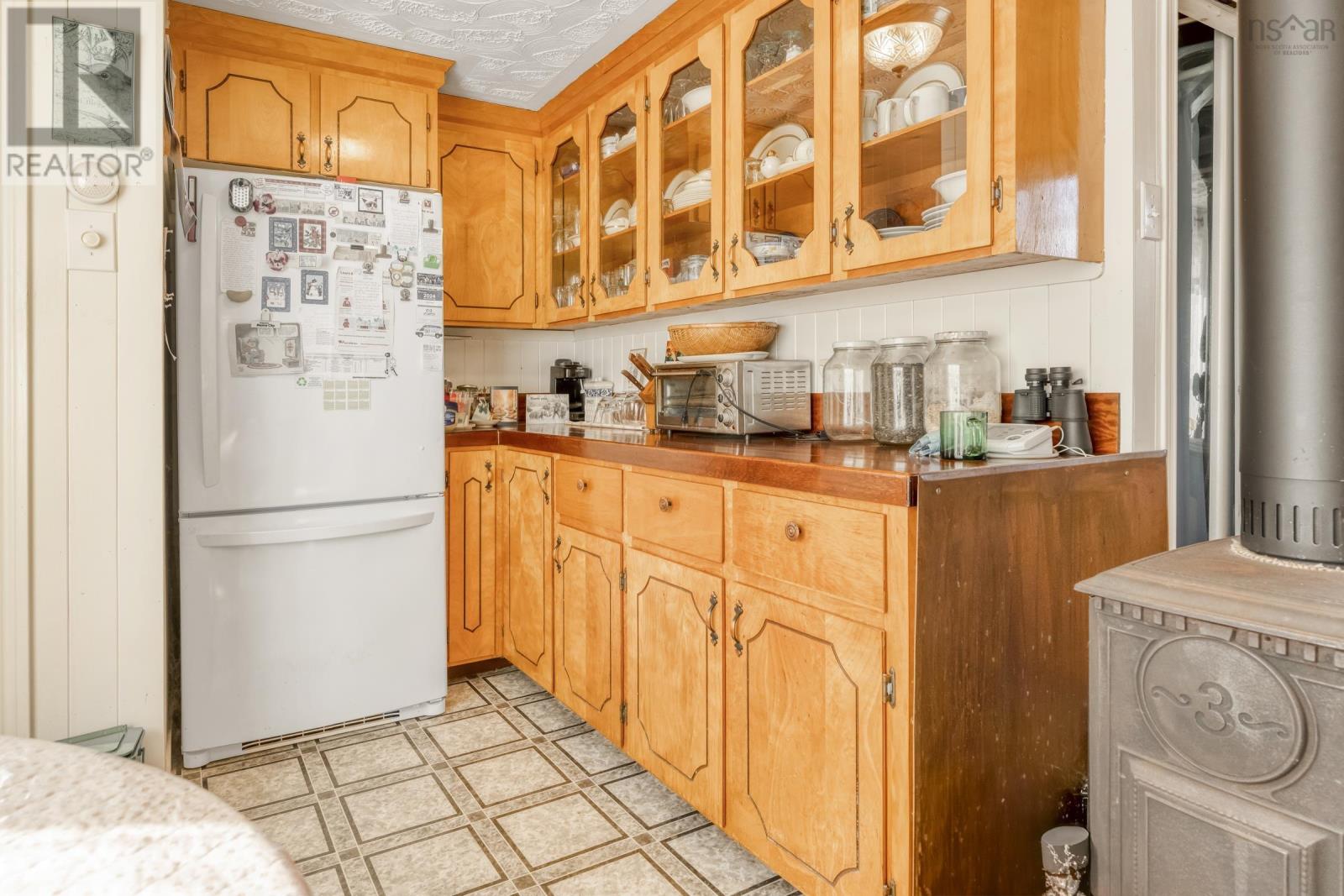 501 Stonehurst Road - 4