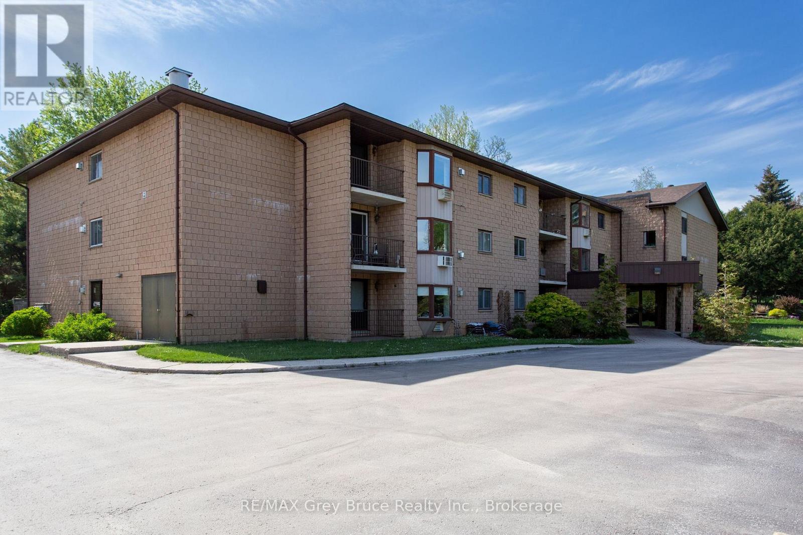 #206 125 HINKS STREET - 43