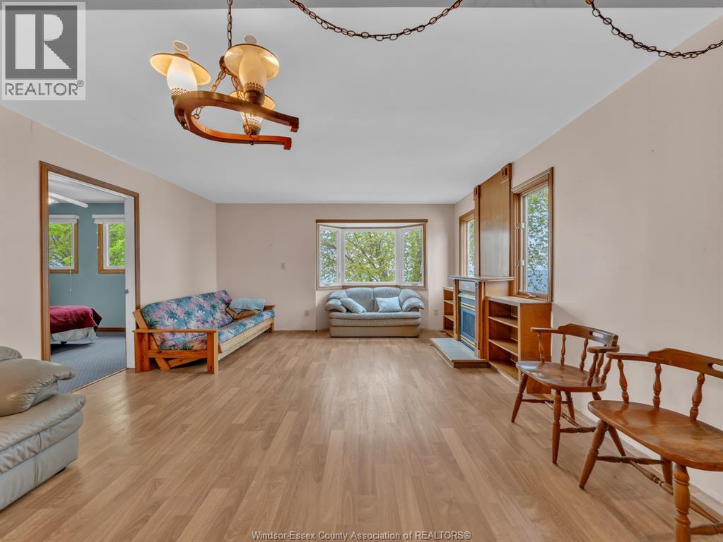545 LAKEVIEW - Image 38