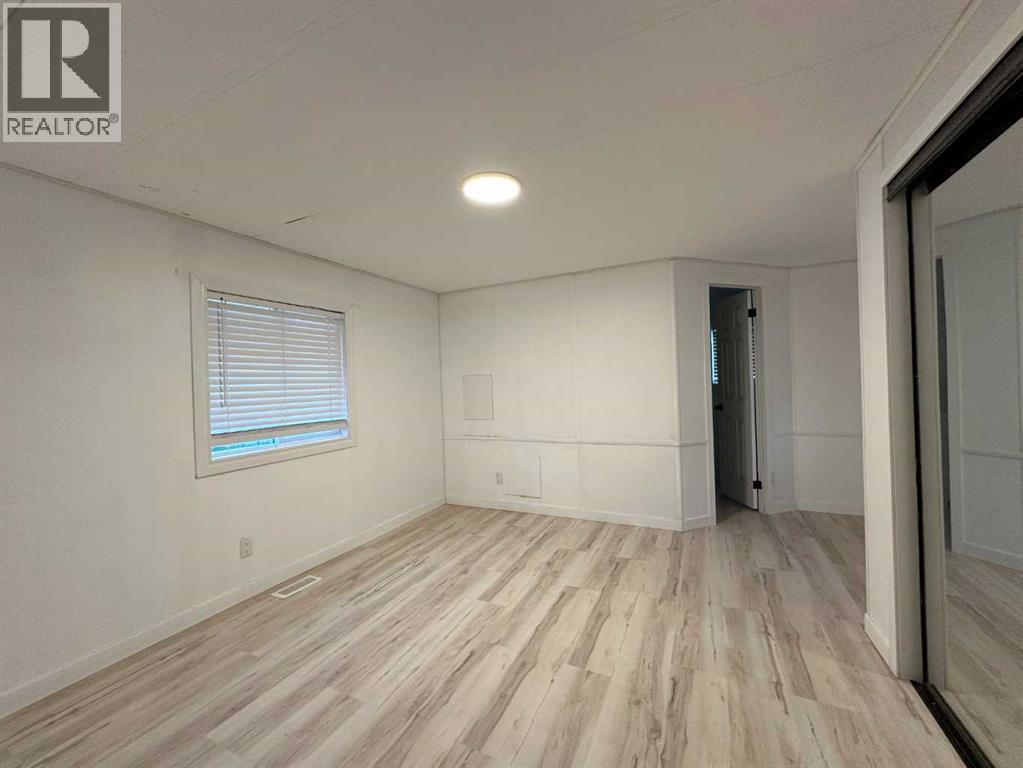 5020 Highway 2A, Ponoka