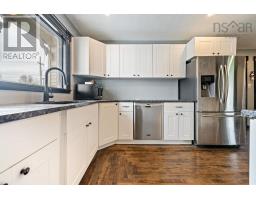 4pc Bathroom - 472 Main Street, Parrsboro, NS B0M1S0 Photo 7