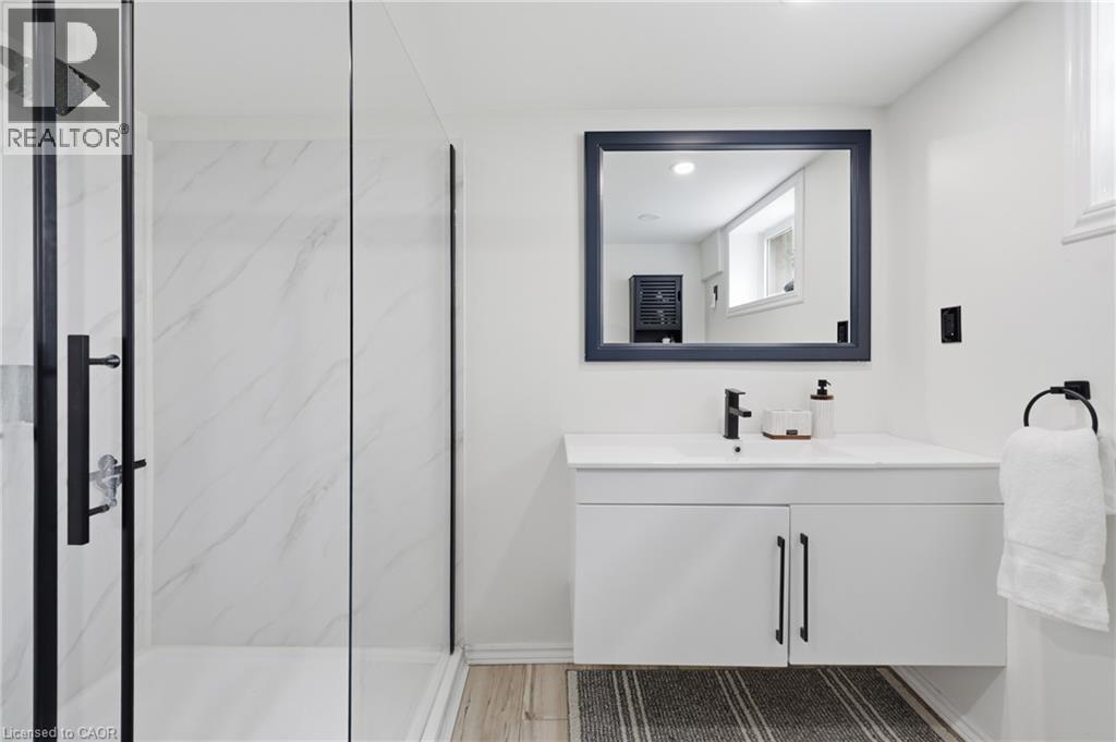 2153 CAROLINE Street - 26