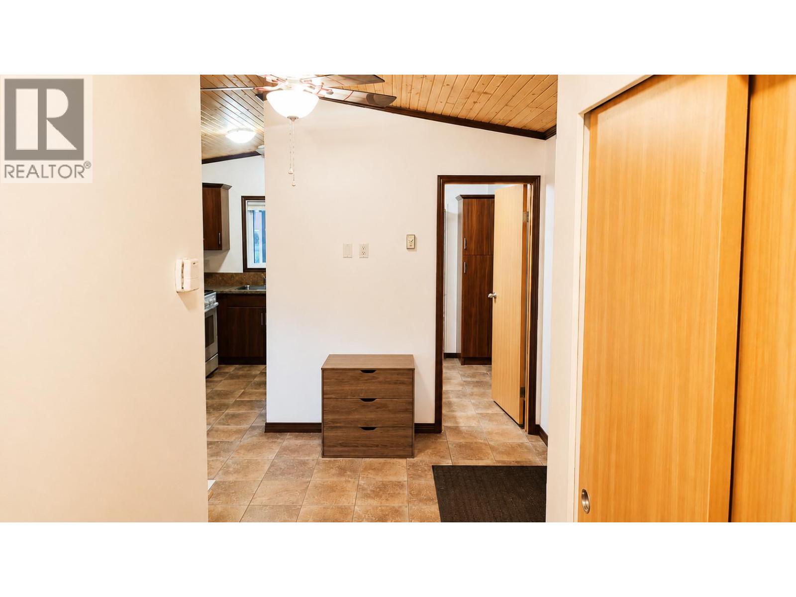 #16 4835 Paradise Valley Drive - 18
