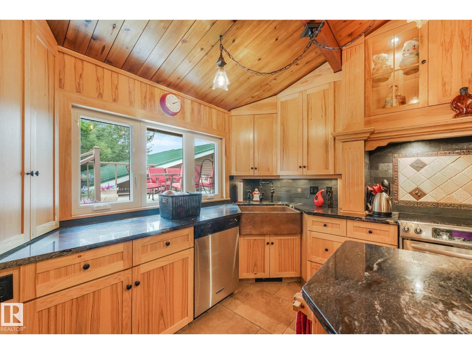 #290 22560 WYE RD - 12