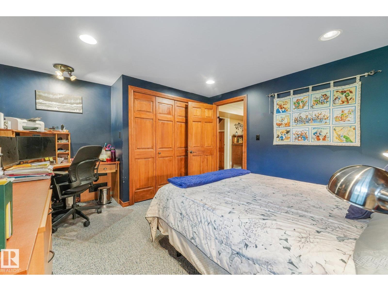 #290 22560 WYE RD - 35