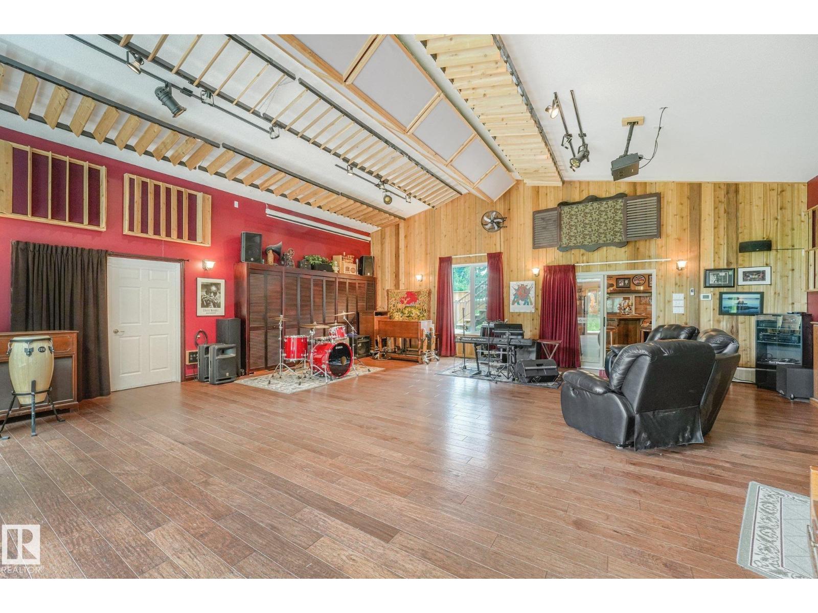 #290 22560 WYE RD - Image 47