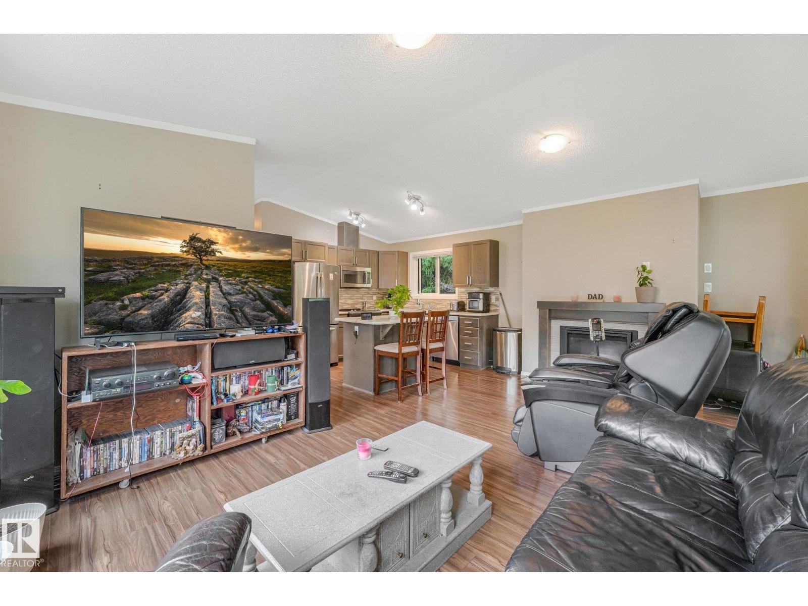 #290 22560 WYE RD - 61