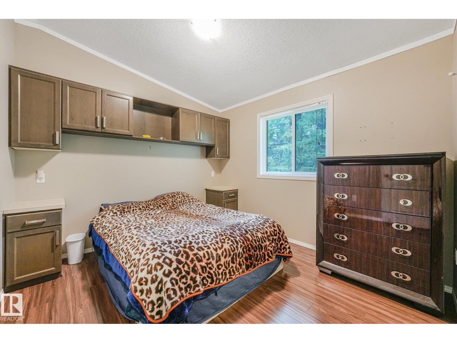 #290 22560 WYE RD - 62