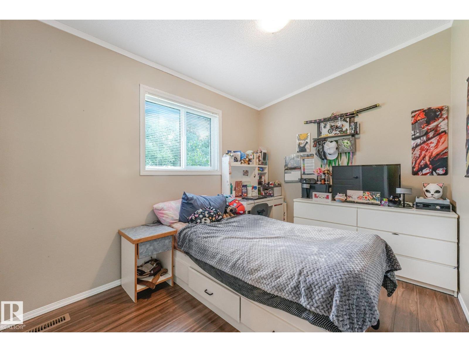 #290 22560 WYE RD - Image 63
