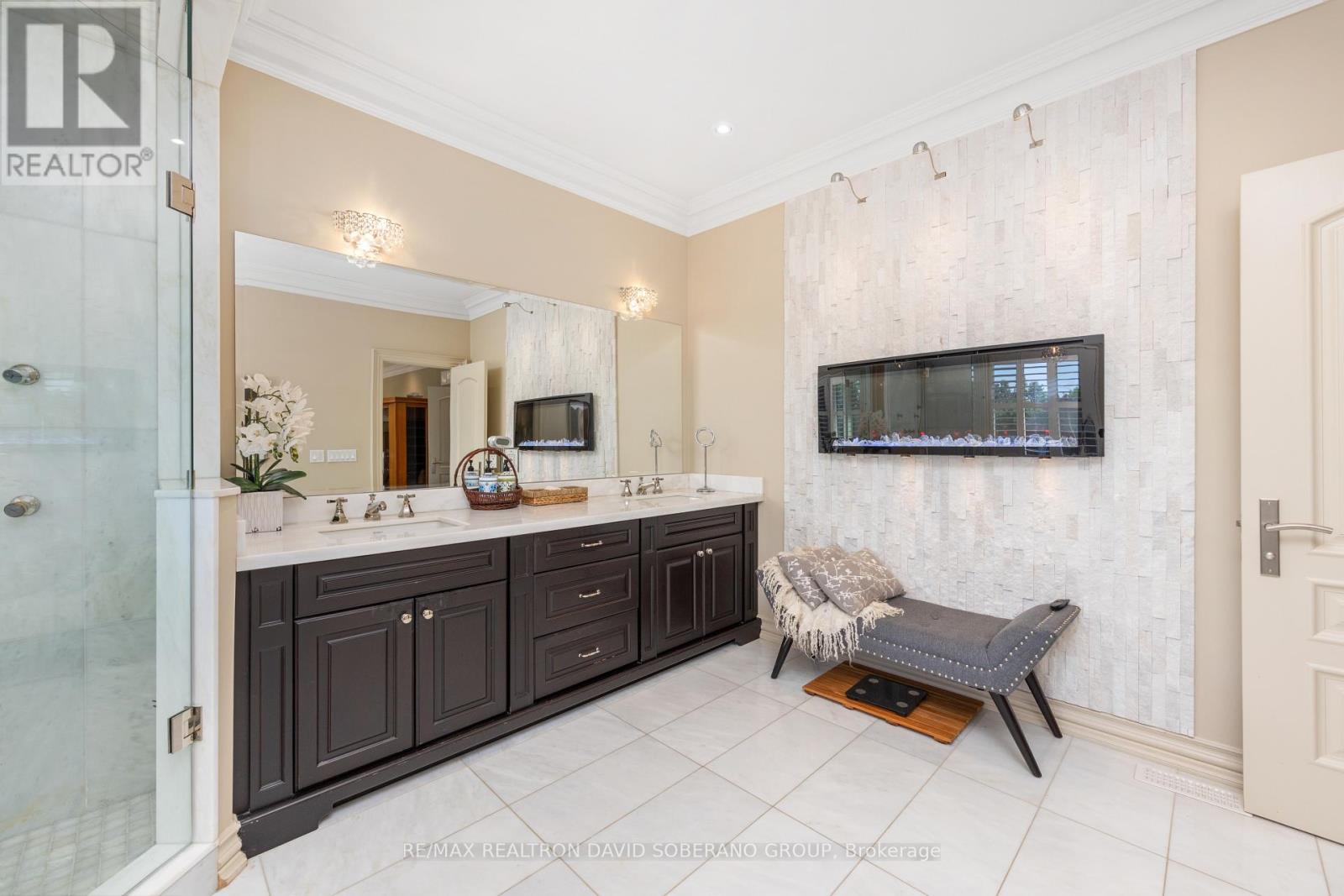 49 VERWOOD AVENUE - 24