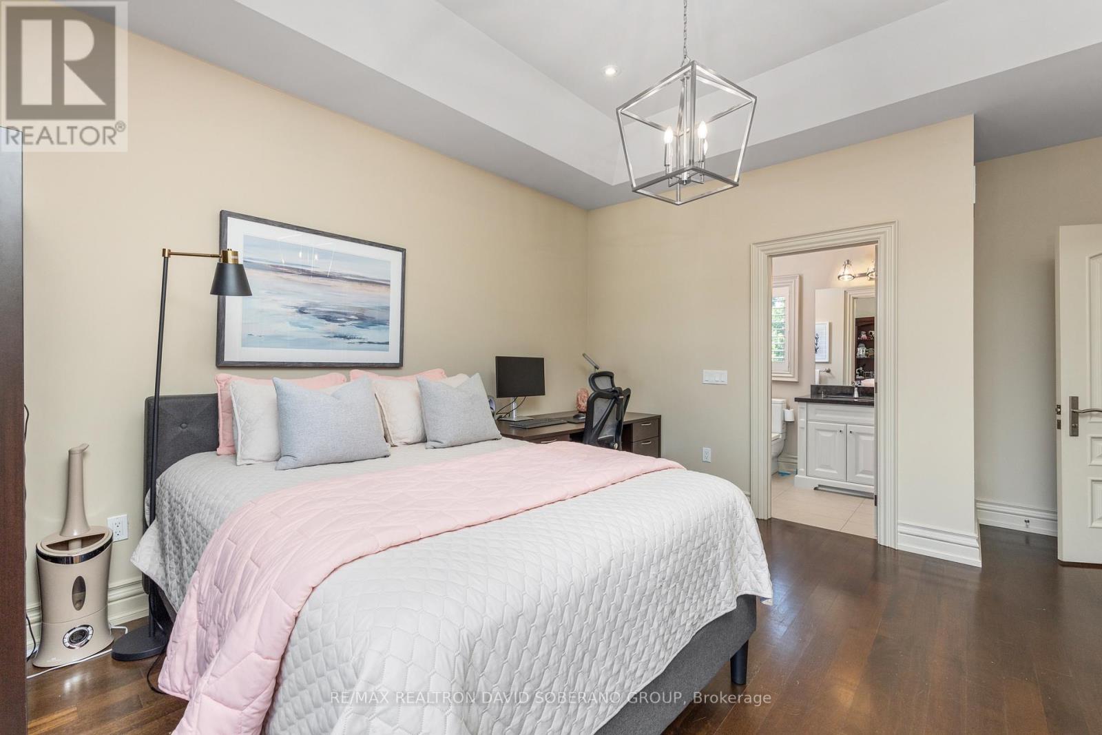 49 VERWOOD AVENUE - 30
